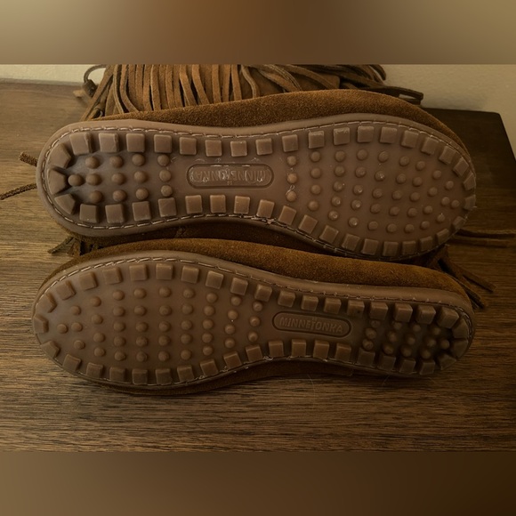 Minnetonka 3-Layer suede brown Fringe Boot size 7 - Picture 6 of 7